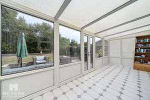 Photo 19- click for photo gallery